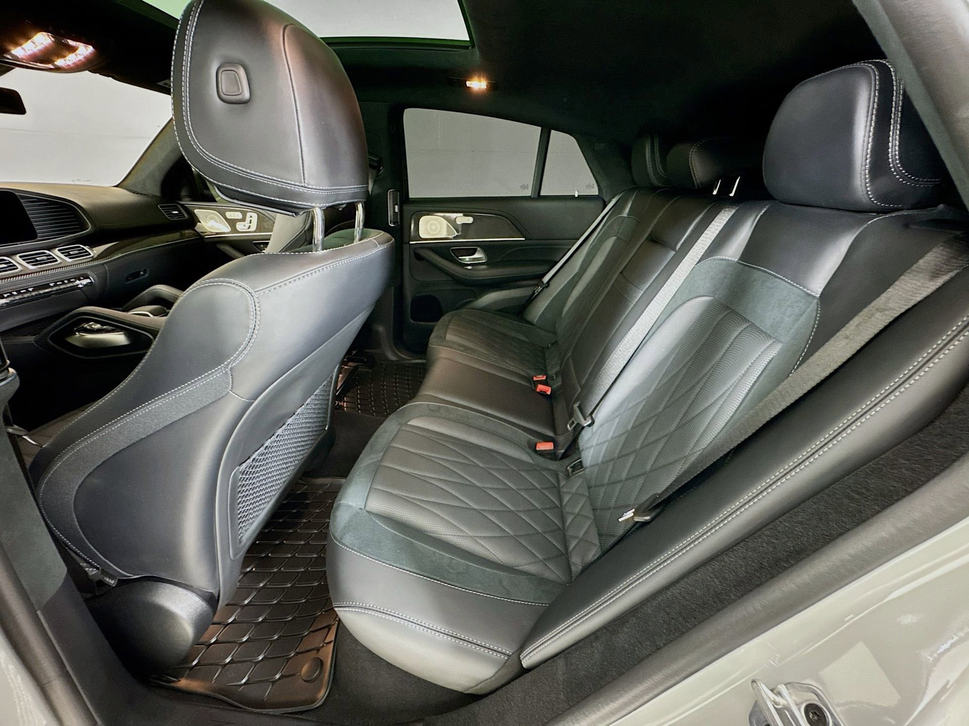 Used 2026 Mercedes-Benz GLE 63 AMG S image 27