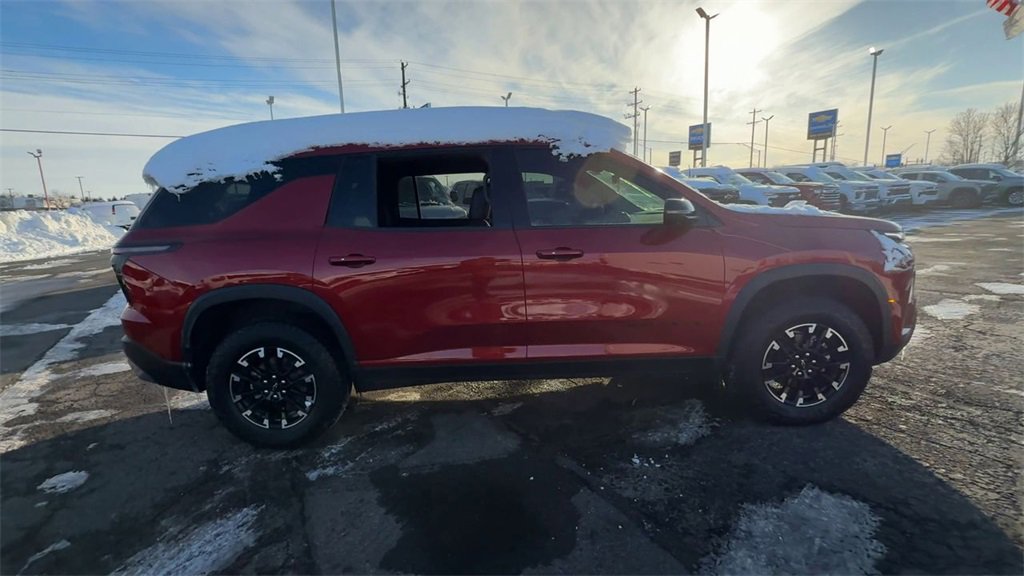 Used 2025 Chevrolet Traverse Z71 w/ Driver Confidence Package image 9