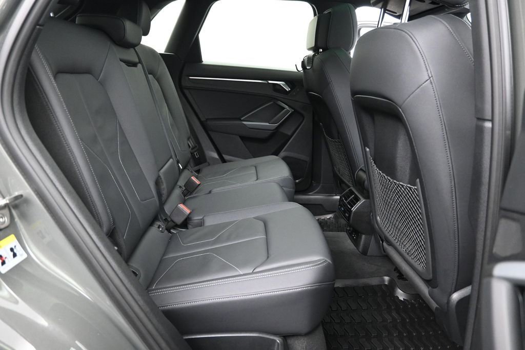 Used 2025 Audi Q3 2.0T Premium AWD/4WD image 21