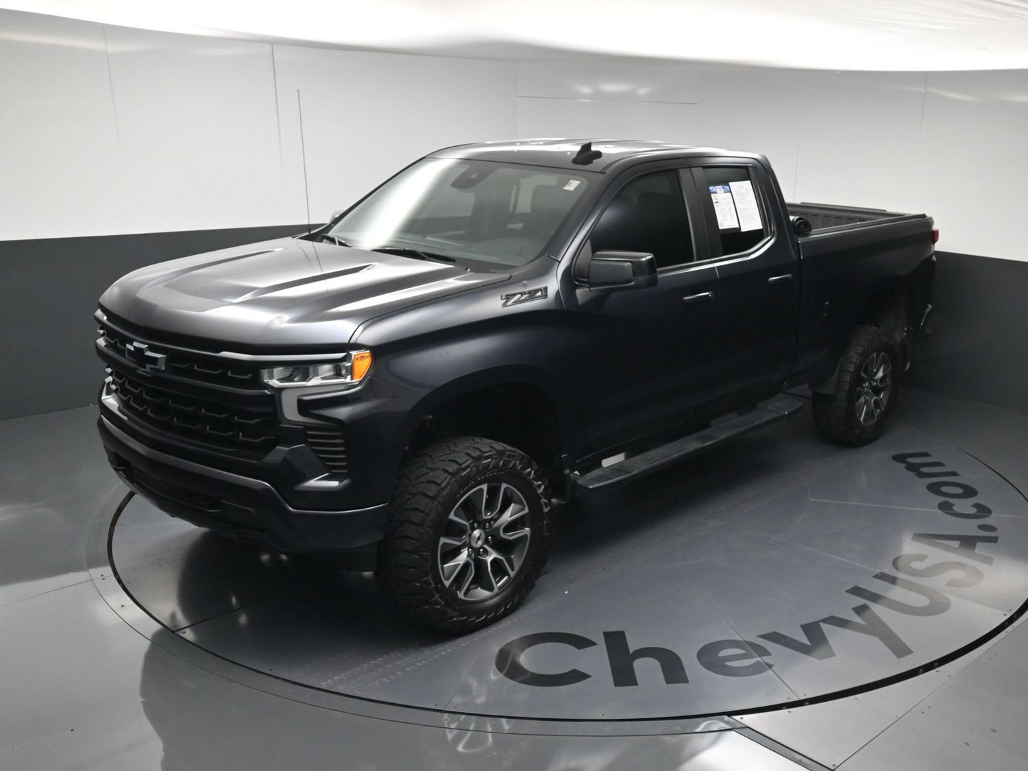 Used 2022 Chevrolet Silverado 1500 RST w/ Z71 Off-Road Package AWD/4WD image 32