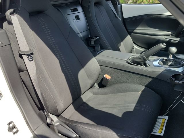 New 2026 MAZDA MX-5 Miata Club w/ Interior Package RWD image 21