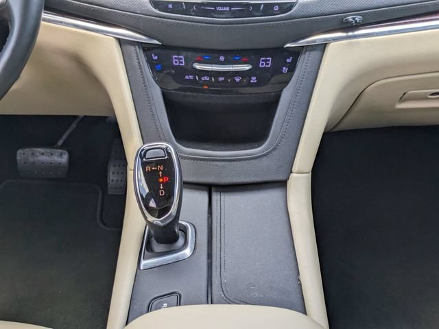 Used 2018 Cadillac XT5 Premium Luxury FWD image 19