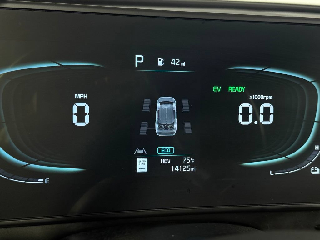 Used 2025 Kia Sportage X-Line AWD/4WD image 18