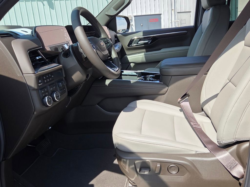 New 2026 Chevrolet Tahoe LT w/ Comfort Package image 3