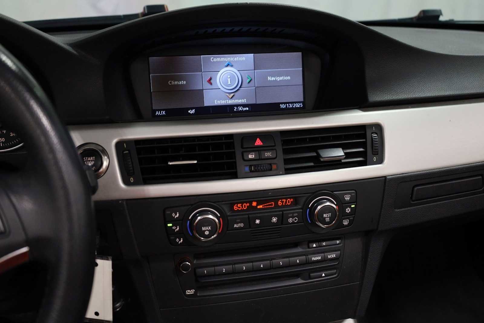 Used 2007 BMW 335i Convertible image 28