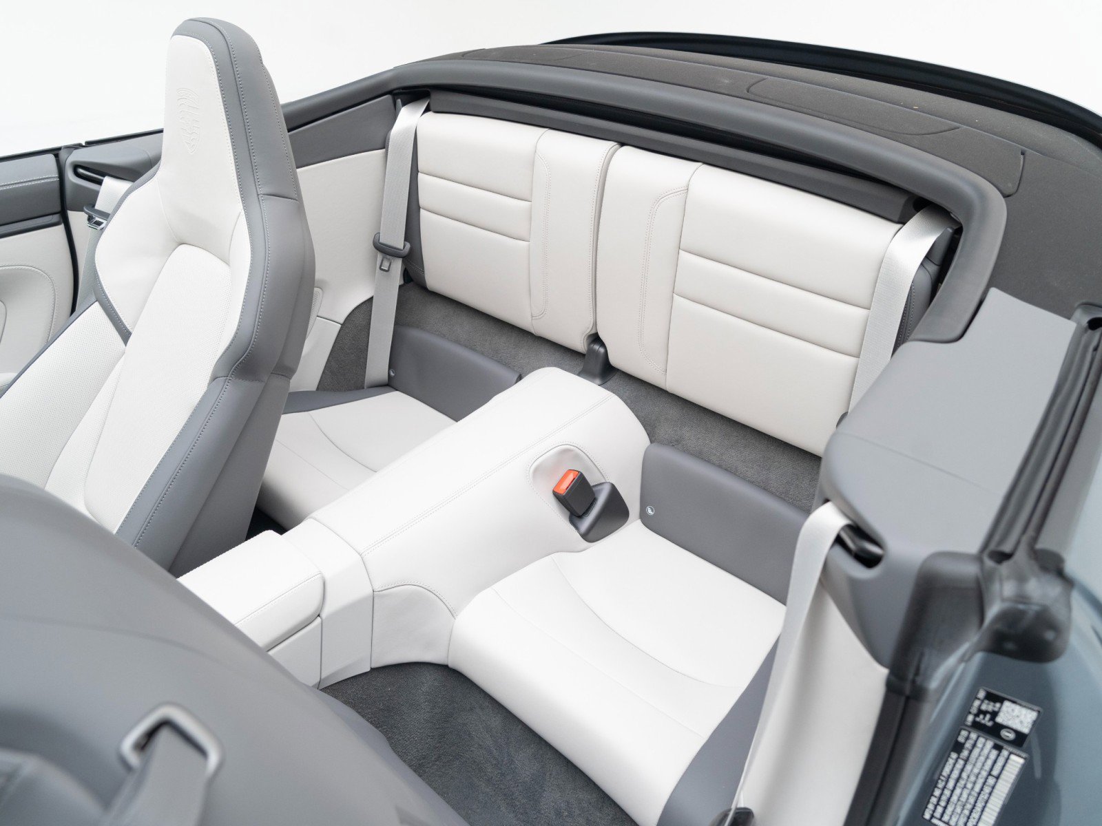 Certified 2026 Porsche 911 GTS image 34