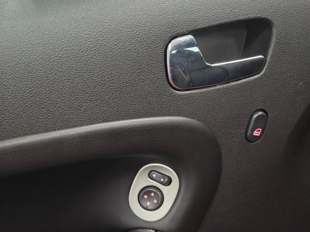 Used 2009 Pontiac Solstice GXP w/ Club Sport Package RWD image 90