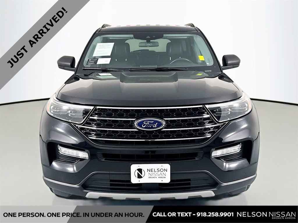 Used 2020 Ford Explorer XLT w/ Equipment Group 202A image 2
