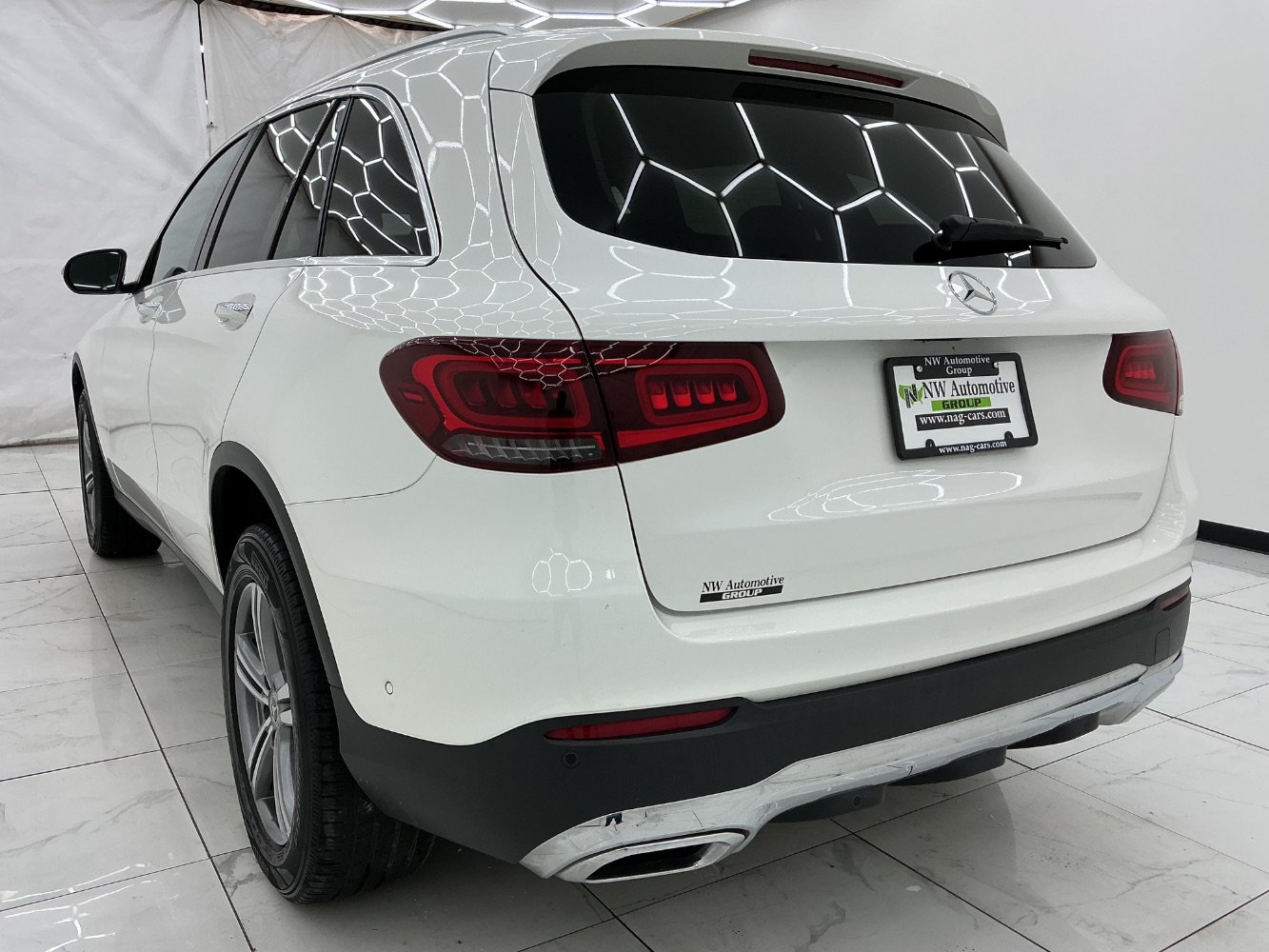 Used 2021 Mercedes-Benz GLC 300 4MATIC image 9