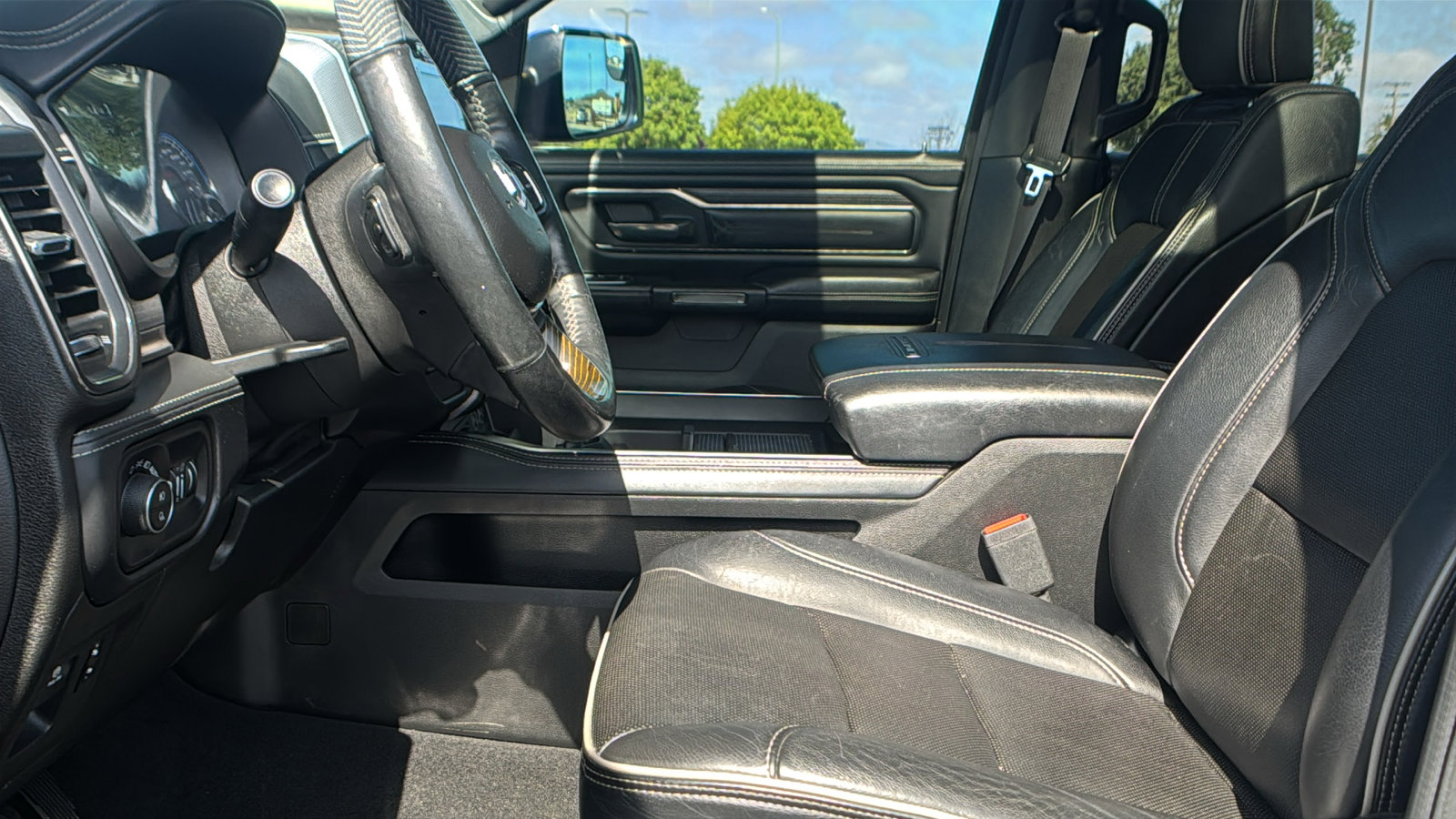 Used 2019 RAM 1500 Limited AWD/4WD image 27