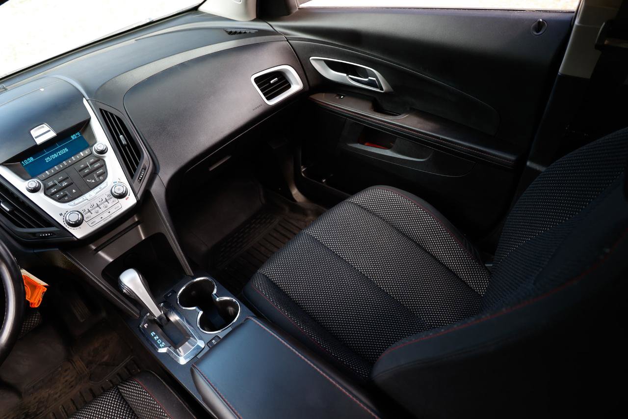 Used 2011 Chevrolet Equinox LT w/ Driver Convenience Package image 21