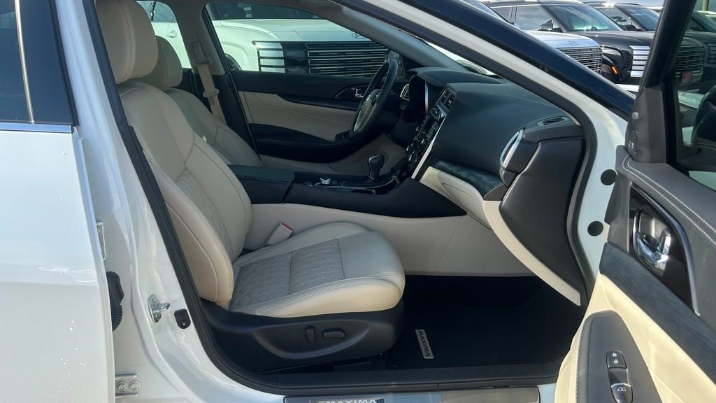 Used 2019 Nissan Maxima Platinum w/ Sport Mat Group image 30