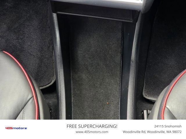 Used 2013 Tesla Model S Performance image 20