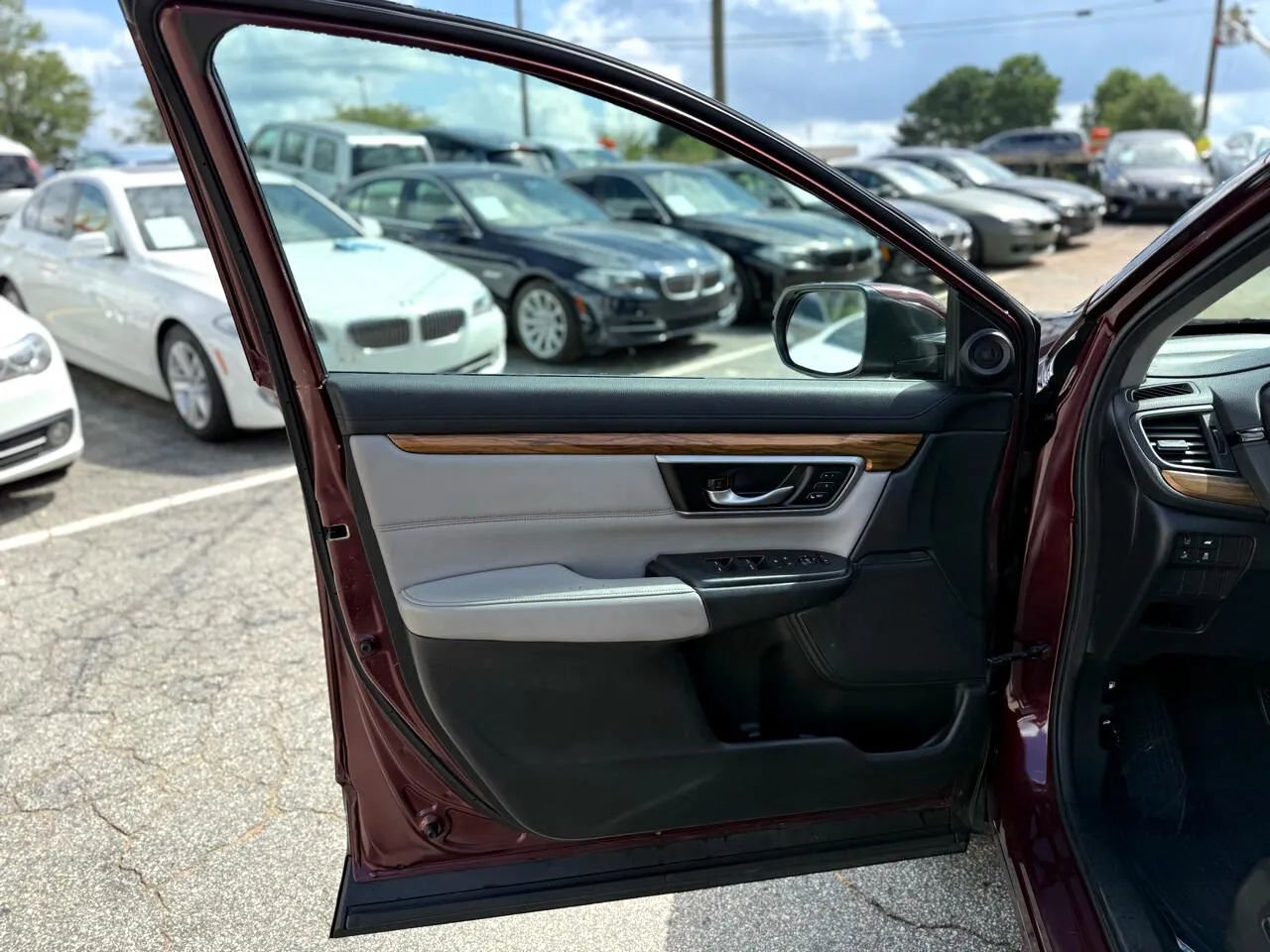 Used 2017 Honda CR-V EX-L image 9