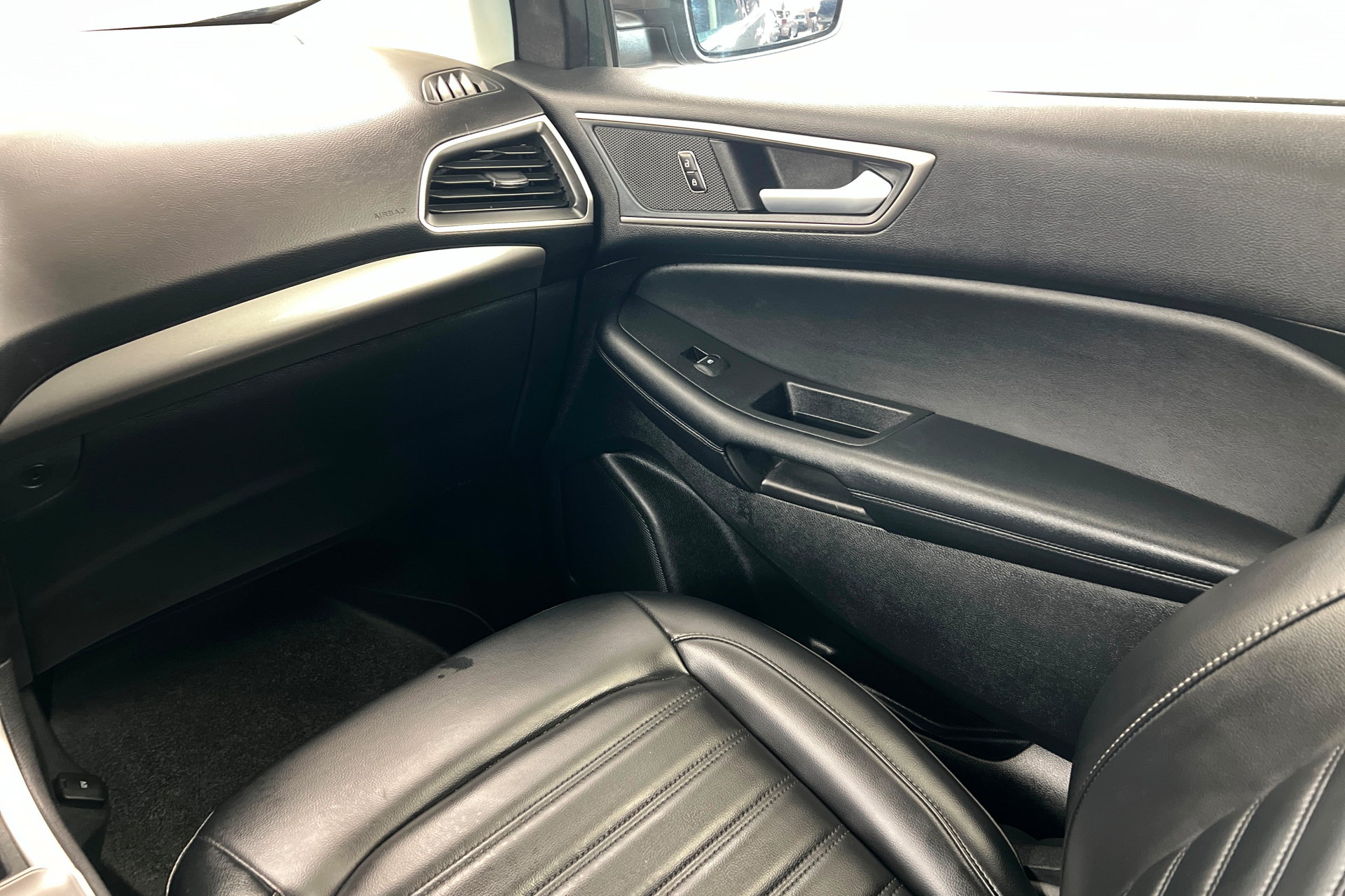 Used 2024 Ford Edge SEL w/ Convenience Package AWD/4WD image 11