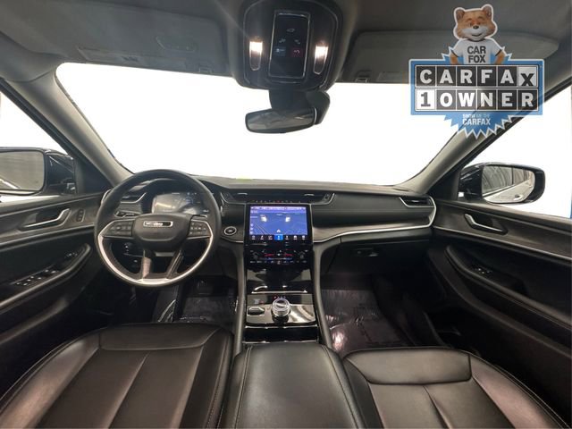 Used 2023 Jeep Grand Cherokee Limited image 23