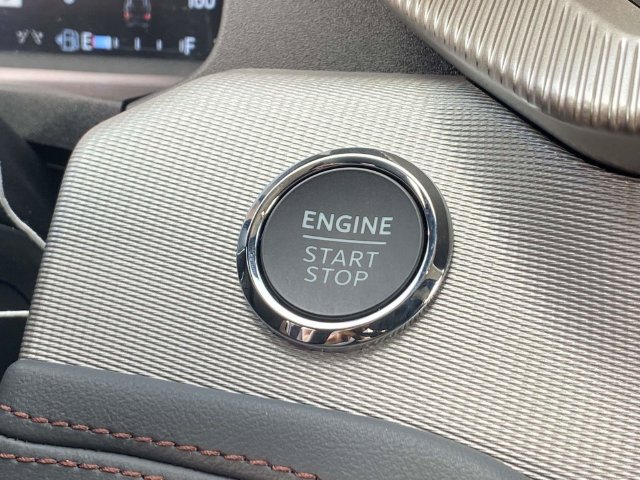 New 2026 Ford Explorer Active RWD image 10