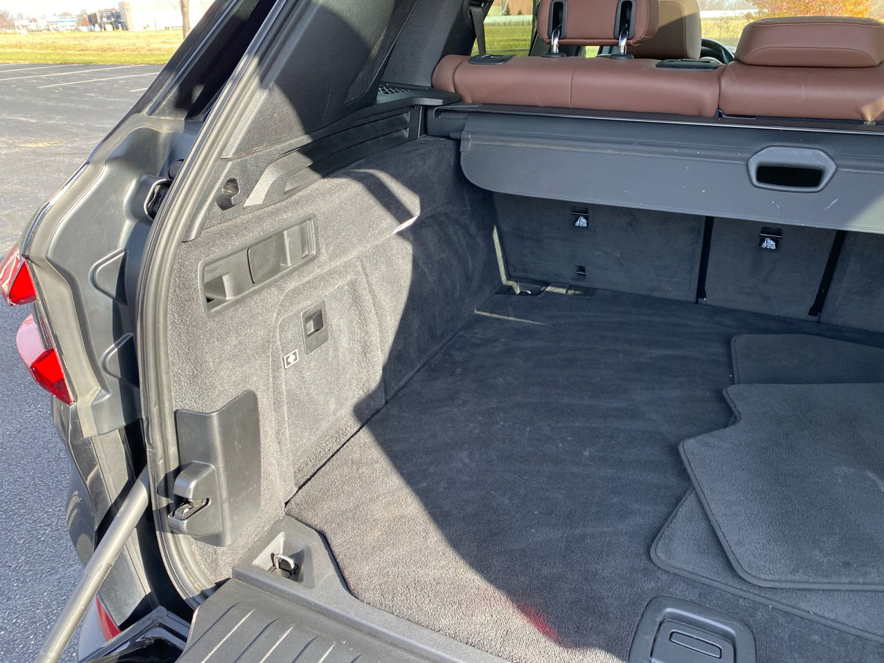 Used 2019 BMW X5 xDrive40i w/ Executive Package image 44