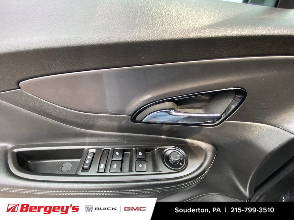 Certified 2020 Buick Encore Preferred FWD image 27