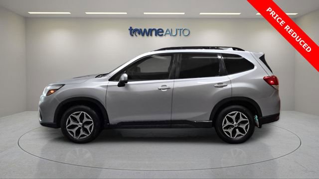 Used 2019 Subaru Forester Premium w/ All-Weather Package image 3