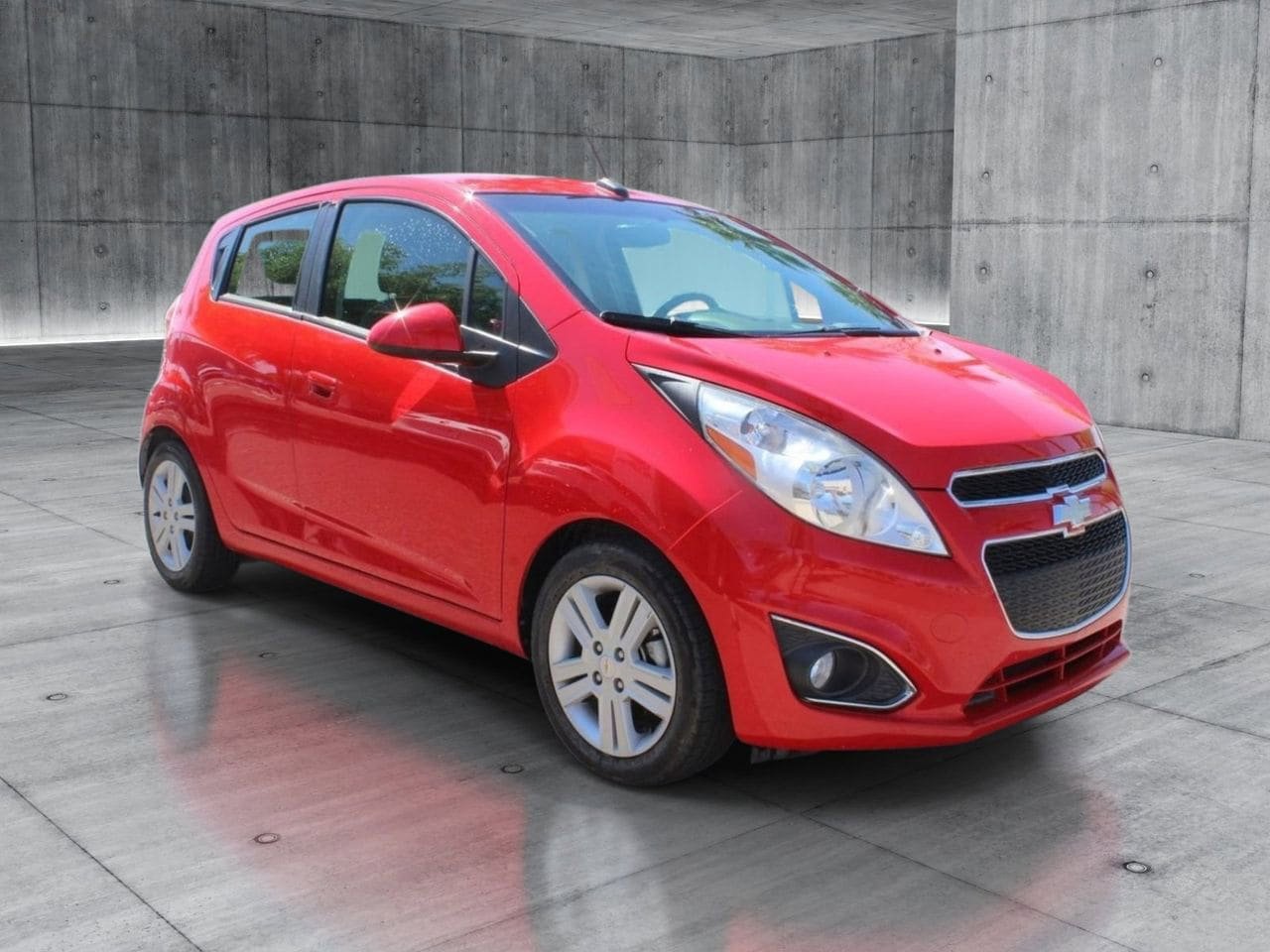 Used 2014 Chevrolet Spark LT FWD image 7