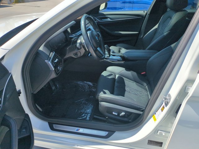 Used 2022 BMW 540i w/ M Sport Package RWD image 17