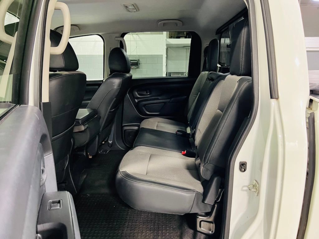 Used 2018 Nissan Titan S w/ S Utility Package RWD image 25