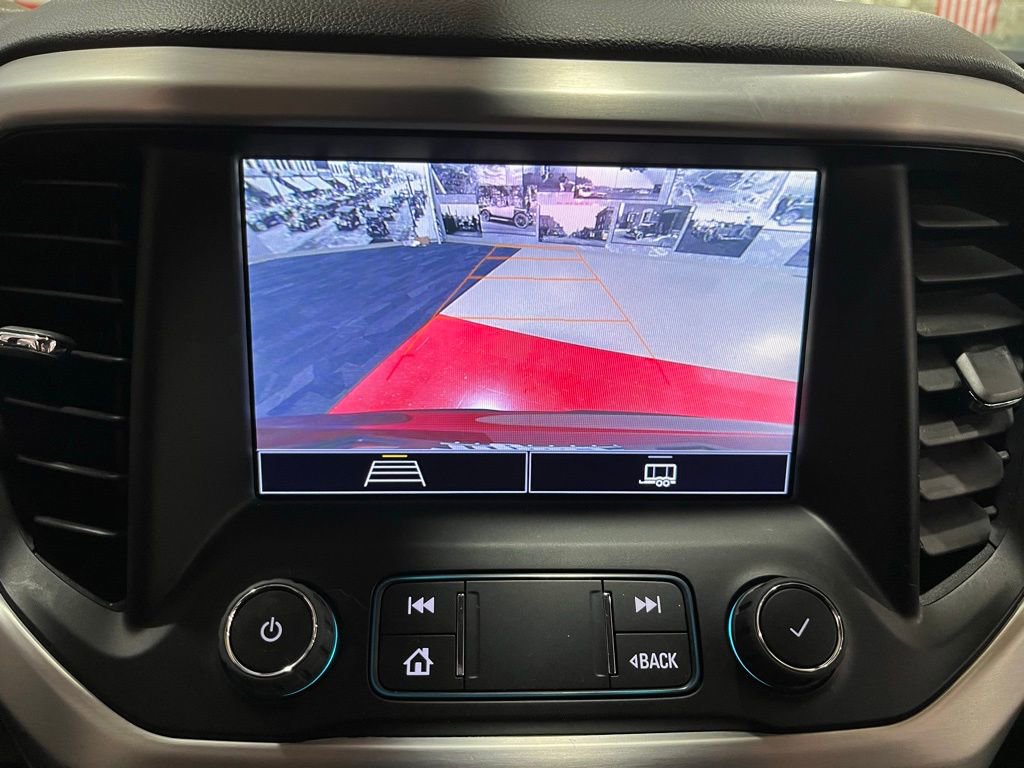 Certified 2023 GMC Acadia SLE w/ Driver Convenience Package image 37