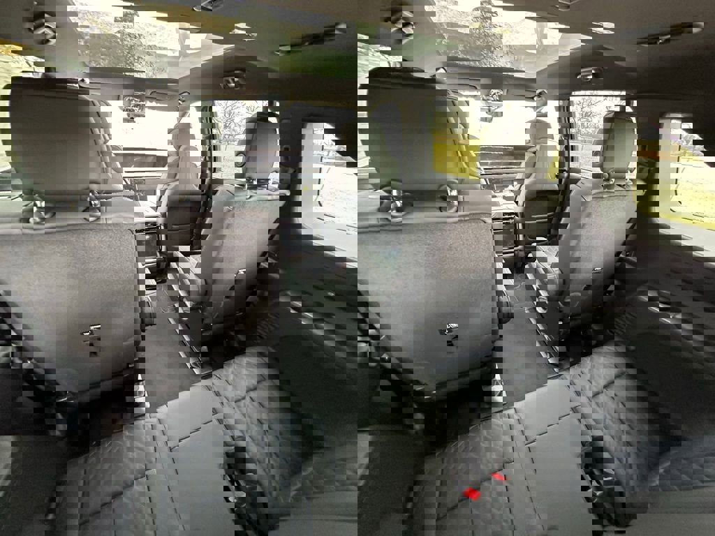 New 2025 Cadillac Escalade IQ Sport 1 w/ LPO, ONYX Package AWD/4WD image 29