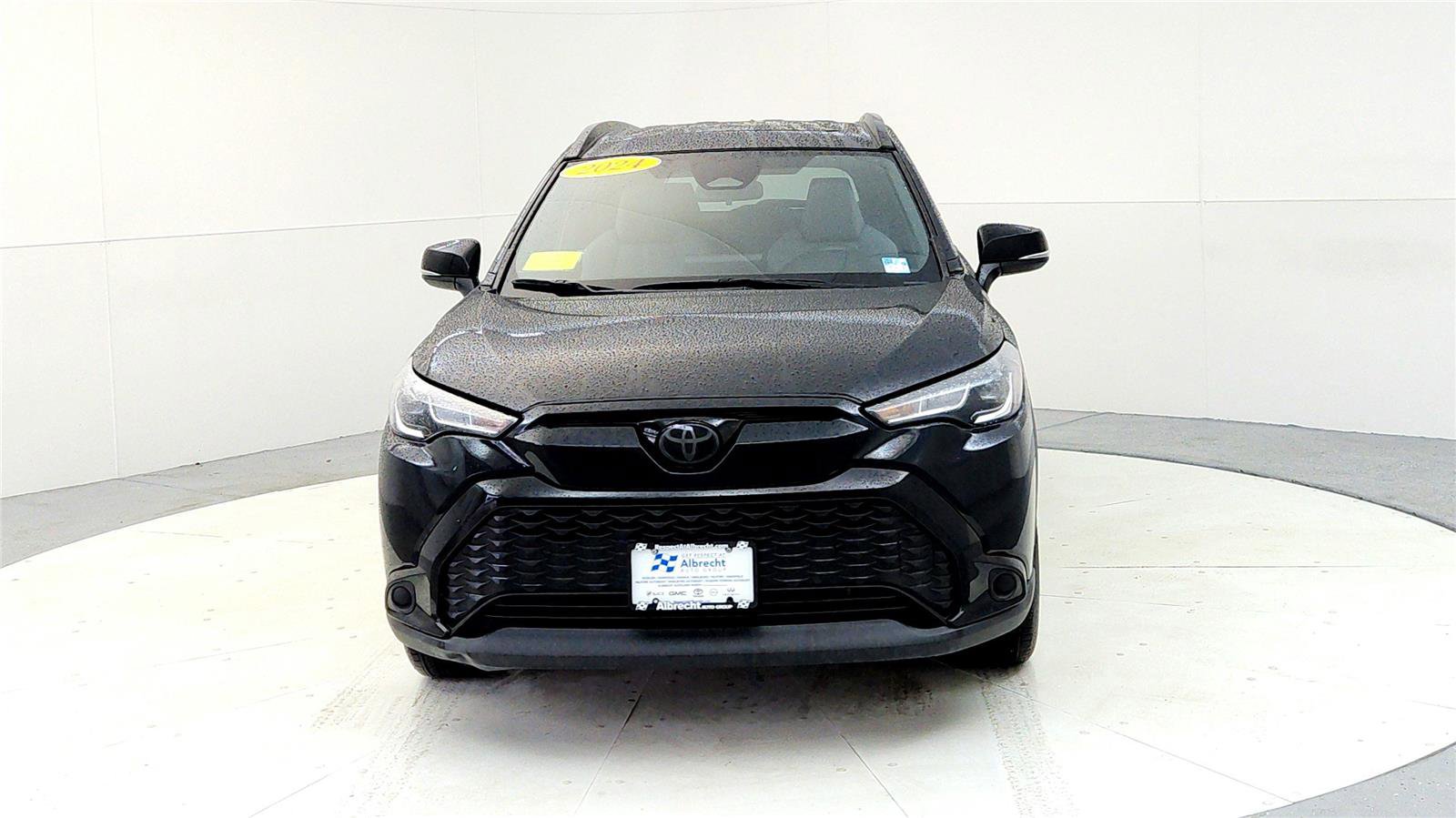 Certified 2024 Toyota Corolla Cross SE w/ Moonroof Package image 8