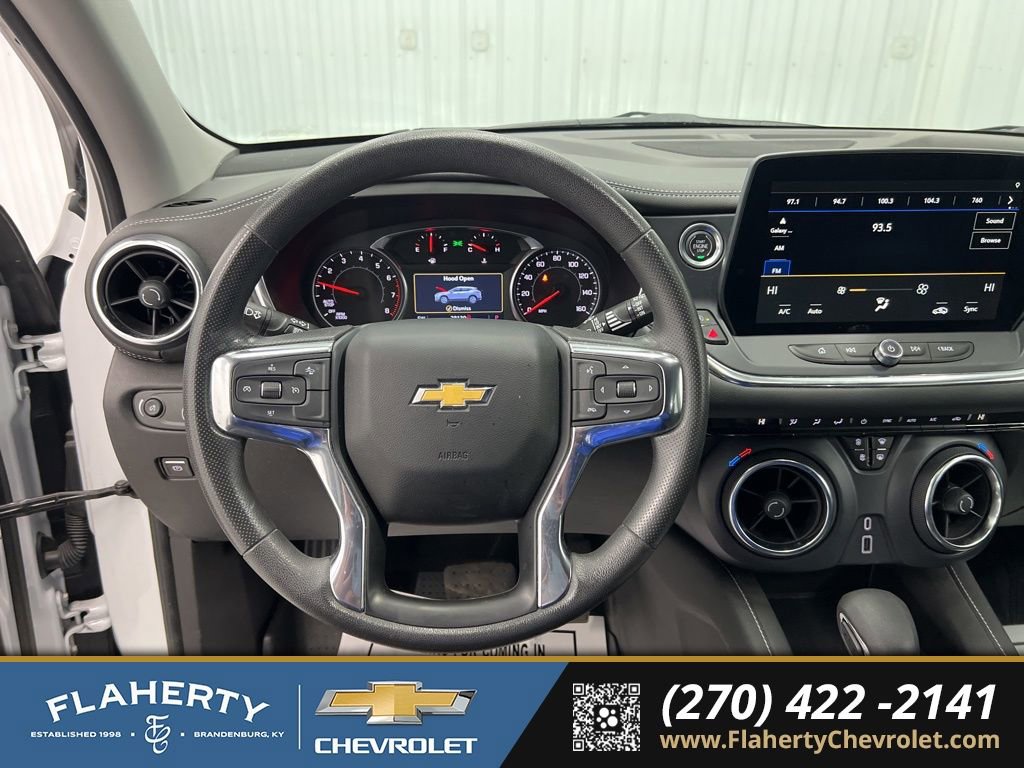Used 2023 Chevrolet Blazer LT image 24