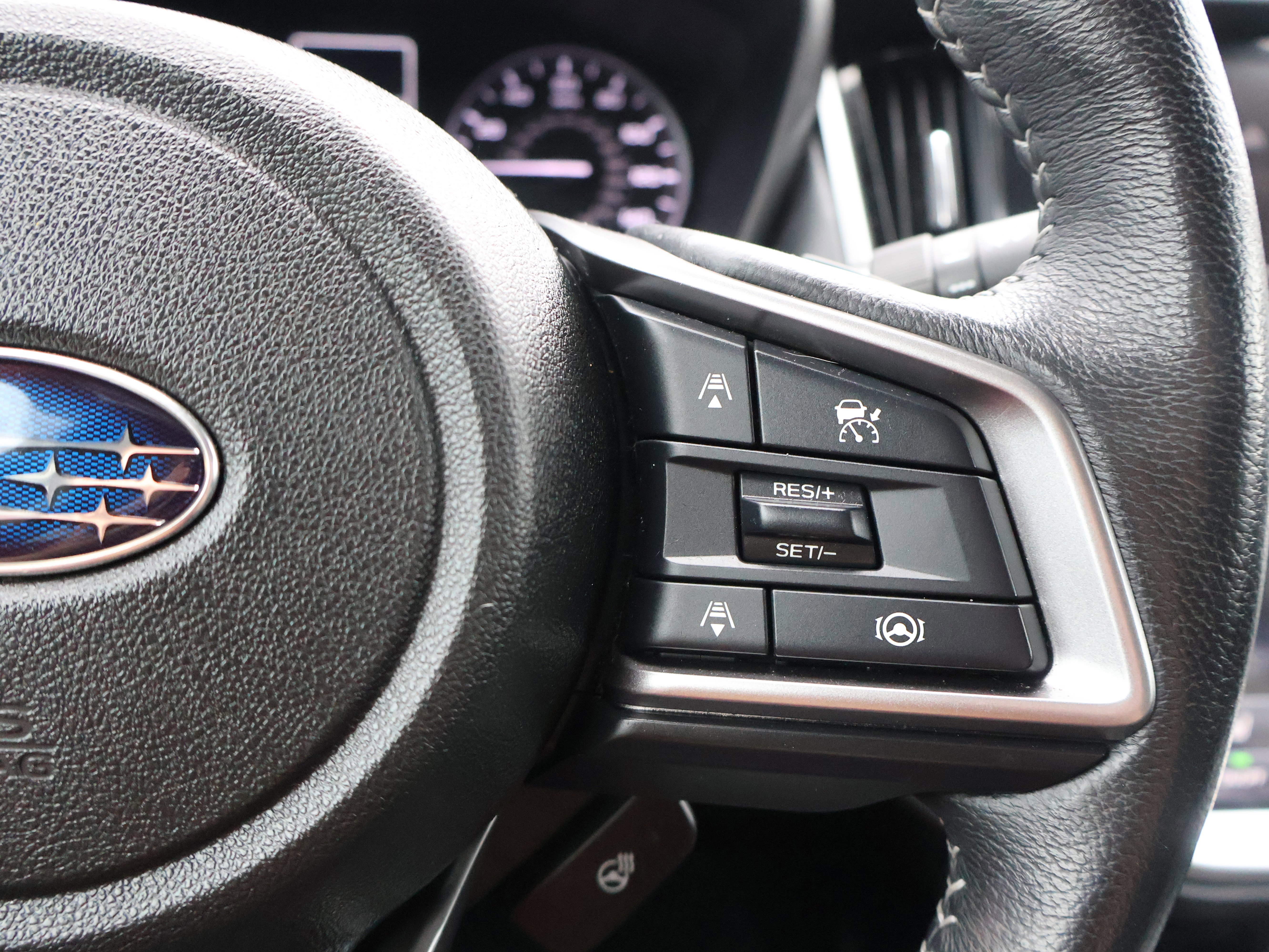 Used 2023 Subaru Outback Limited image 32