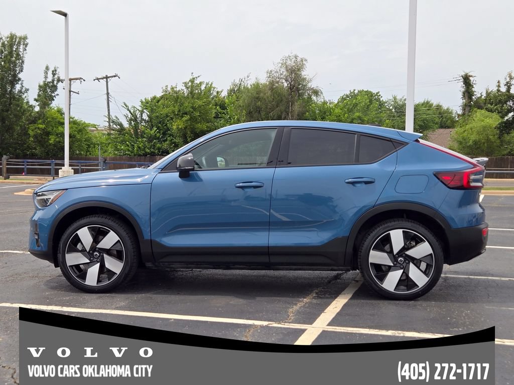 Certified 2023 Volvo C40 P8 Recharge Ultimate AWD/4WD image 3