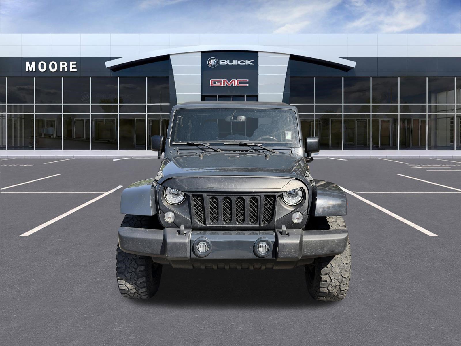 Used 2018 Jeep Wrangler Unlimited Sahara w/ Connectivity Group AWD/4WD image 3