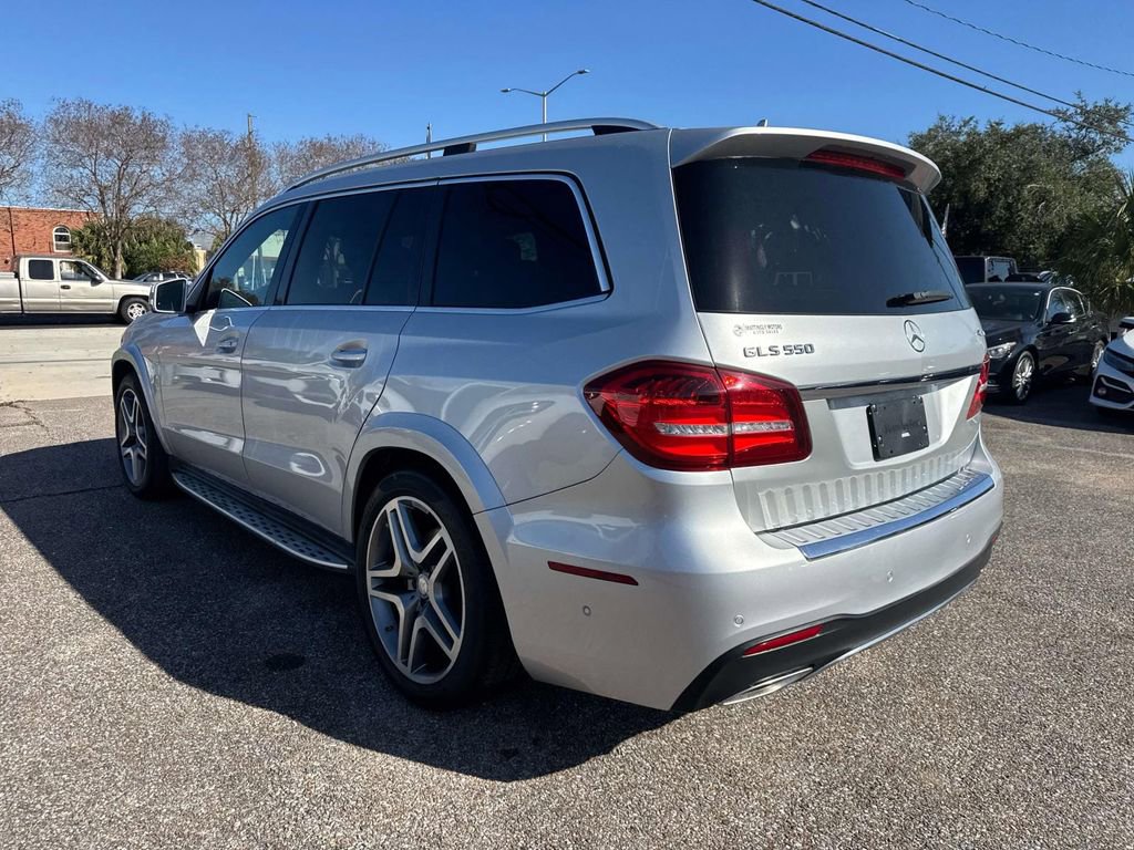 Used 2017 Mercedes-Benz GLS 550 4MATIC image 6