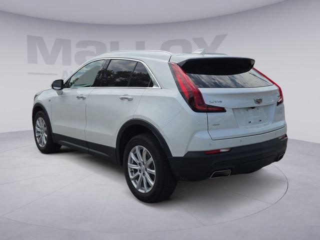 Certified 2023 Cadillac XT4 Luxury w/ Cold Weather Package AWD/4WD image 3