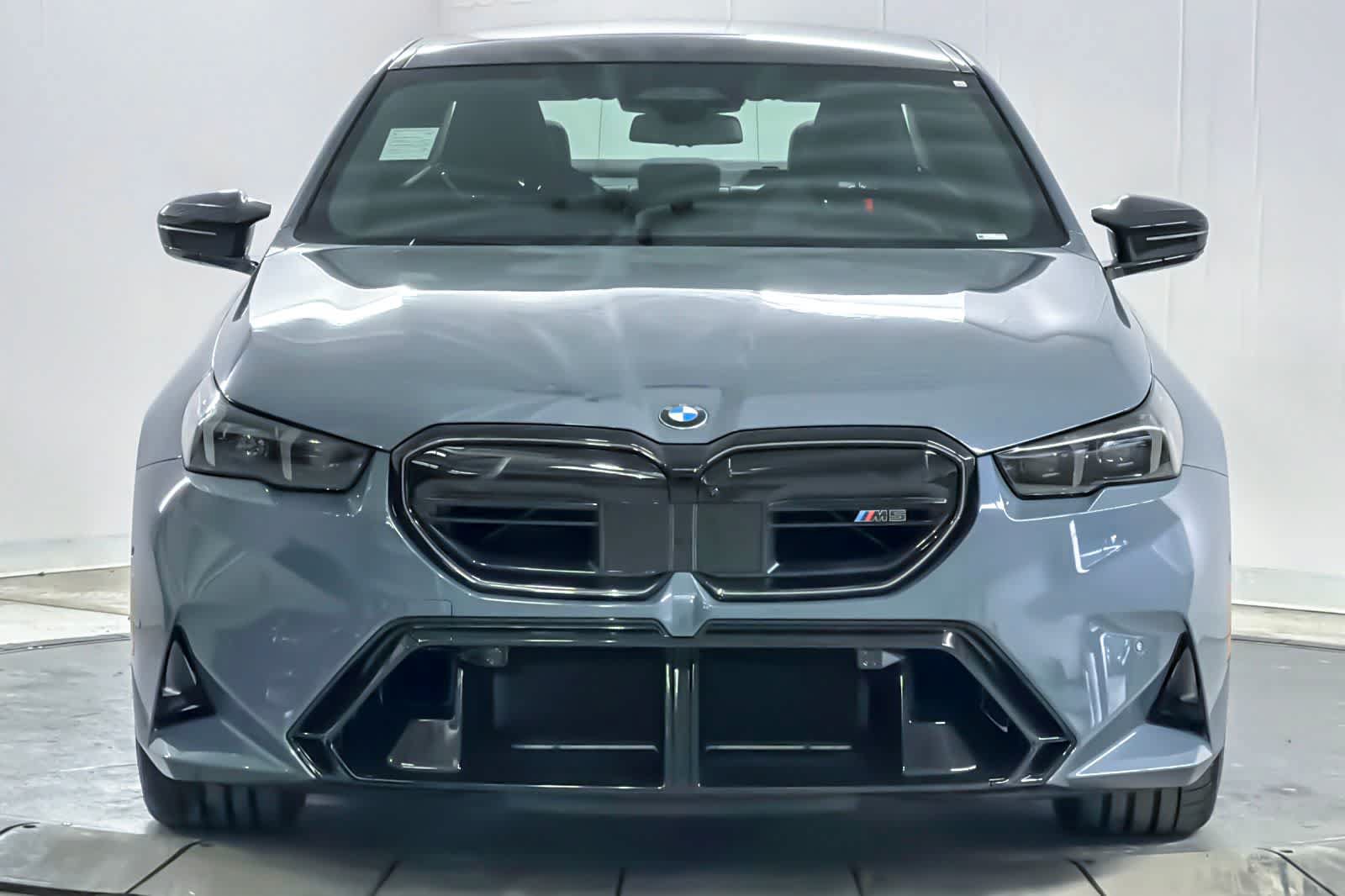 New 2026 BMW M5 w/ Executive Package AWD/4WD image 10