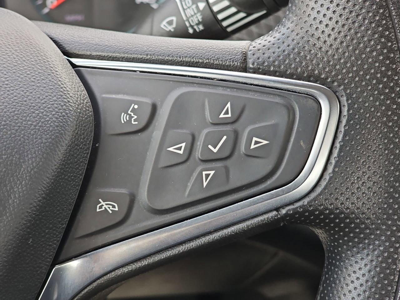 Used 2024 Chevrolet Malibu LT FWD image 22