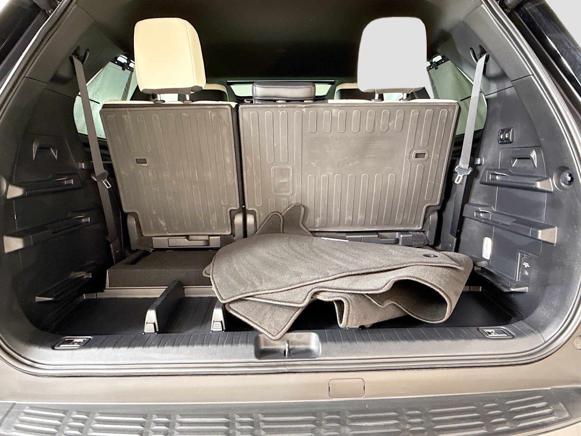 Used 2024 Toyota Sequoia Capstone image 28