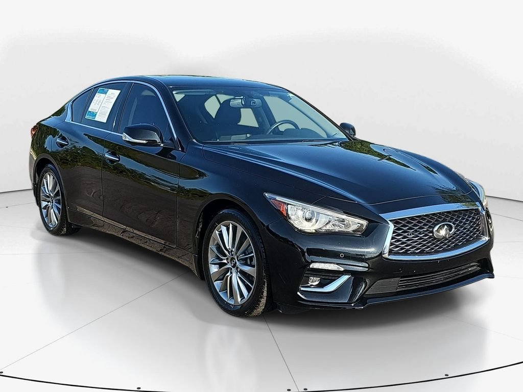 Used 2023 INFINITI Q50 Luxe w/ Cargo Package RWD image 3