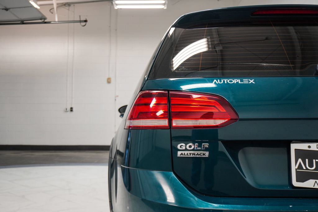 Used 2019 Volkswagen Golf Alltrack S AWD/4WD image 45