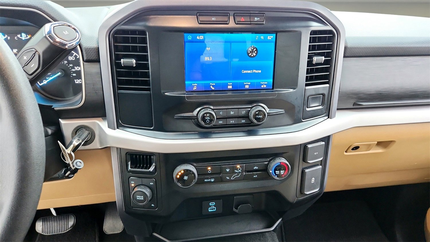 Used 2023 Ford F150 XLT image 20