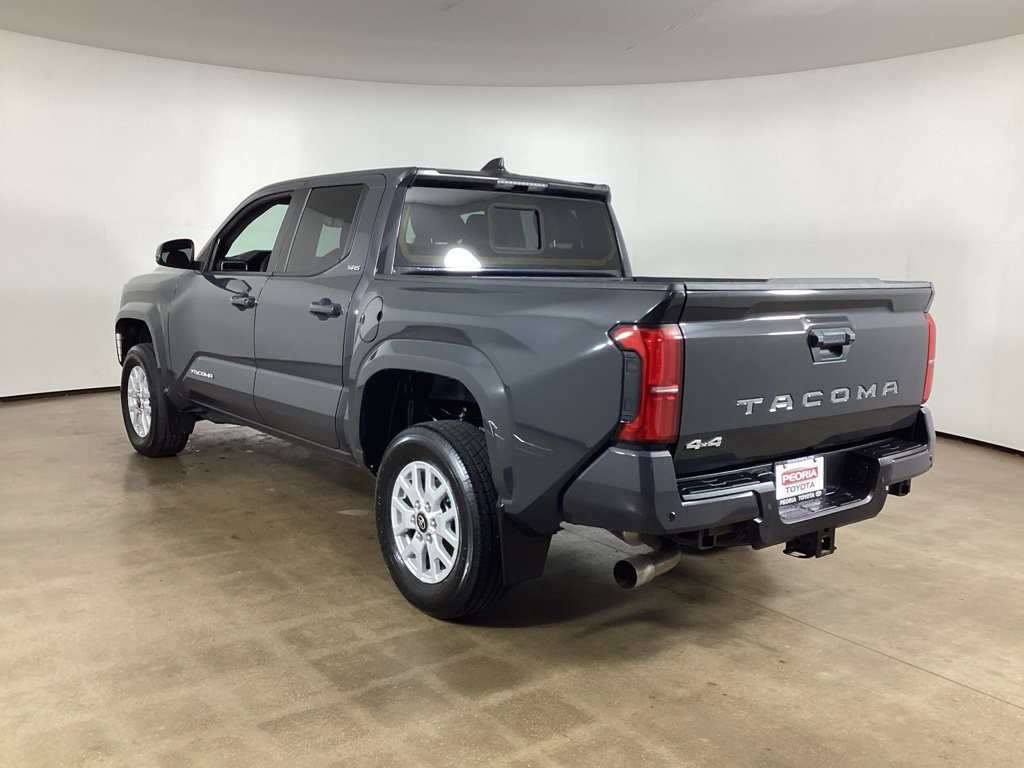 Used 2024 Toyota Tacoma SR5 AWD/4WD image 8