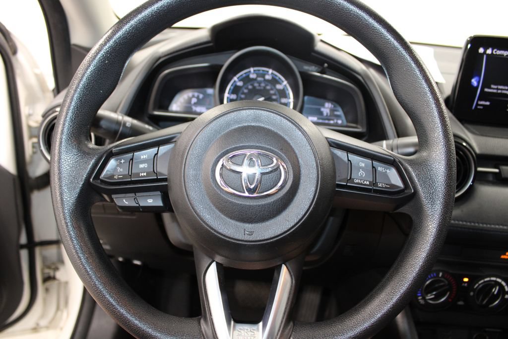 Used 2019 Toyota Yaris LE FWD image 18