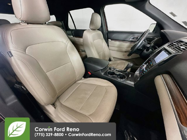 Used 2019 Ford Explorer Limited w/ Class III Trailer Tow Package AWD/4WD image 33