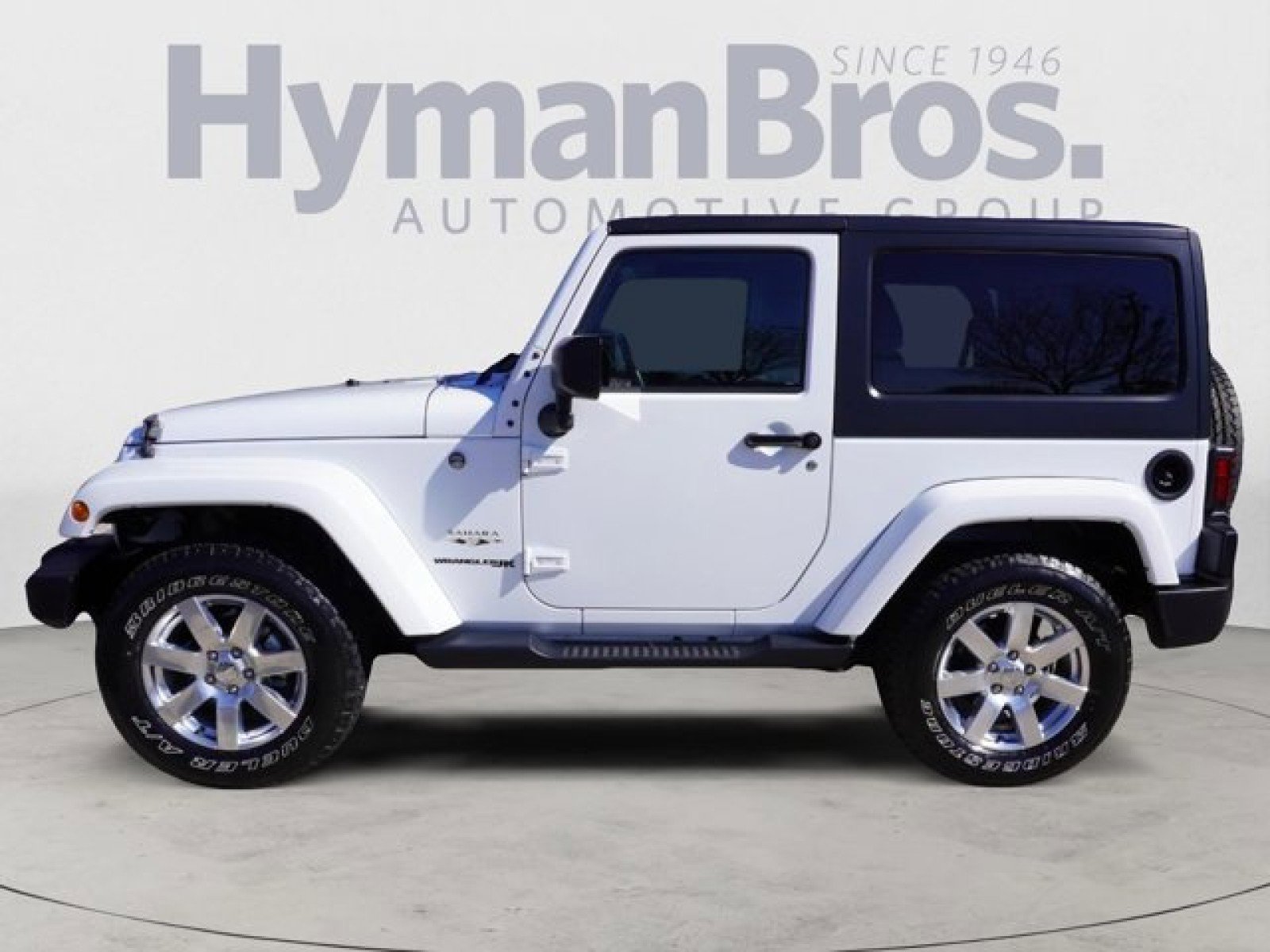 Used 2018 Jeep Wrangler Sahara w/ Connectivity Group image 2