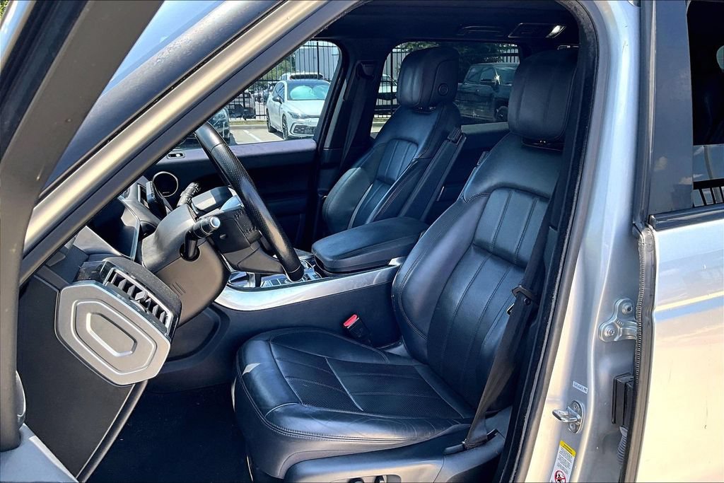 Used 2019 Land Rover Range Rover Sport HSE AWD/4WD image 29