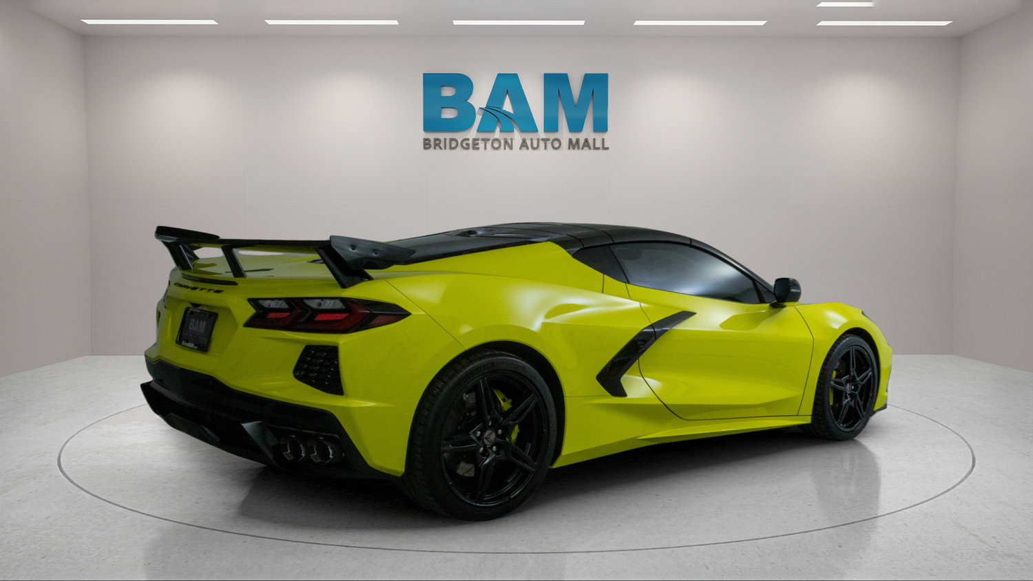Used 2022 Chevrolet Corvette Stingray Premium Cpe w/ Z51 Performance Package RWD image 7