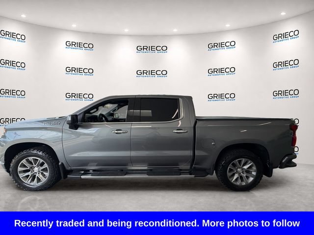 Used 2020 Chevrolet Silverado 1500 High Country w/ Technology Package AWD/4WD image 4