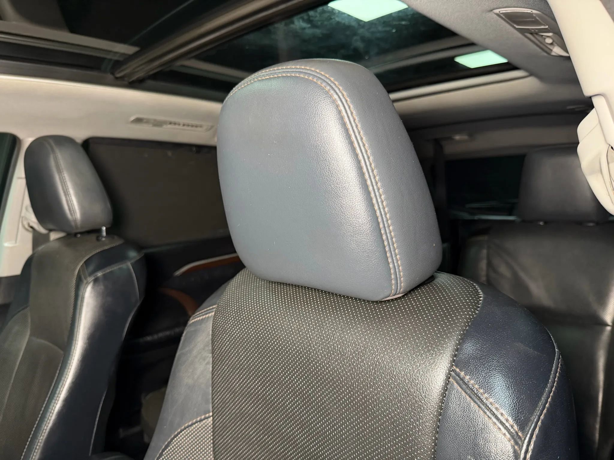 Used 2015 Toyota Highlander Limited Platinum image 39